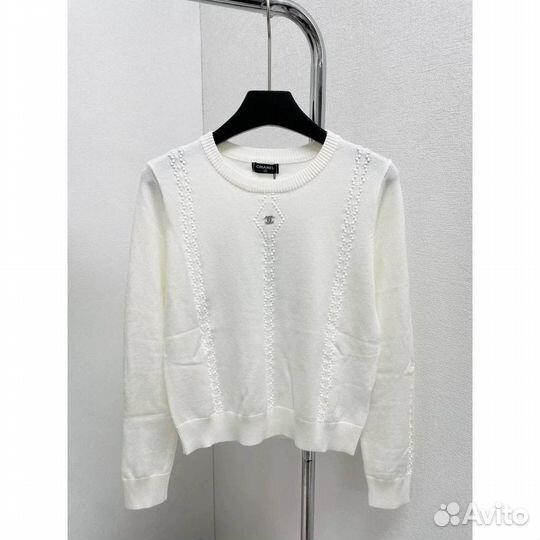 Свитер Chanel