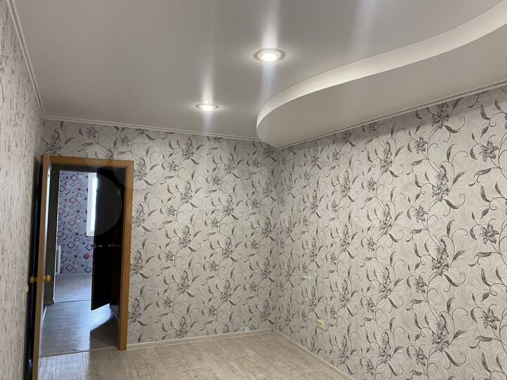 2-к. квартира, 49 м², 5/5 эт.