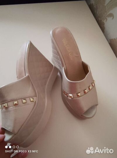 Тапочки на платформе