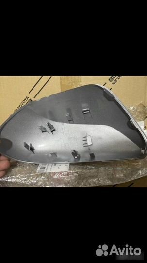 Крышка зеркала левая Toyota Camry 70