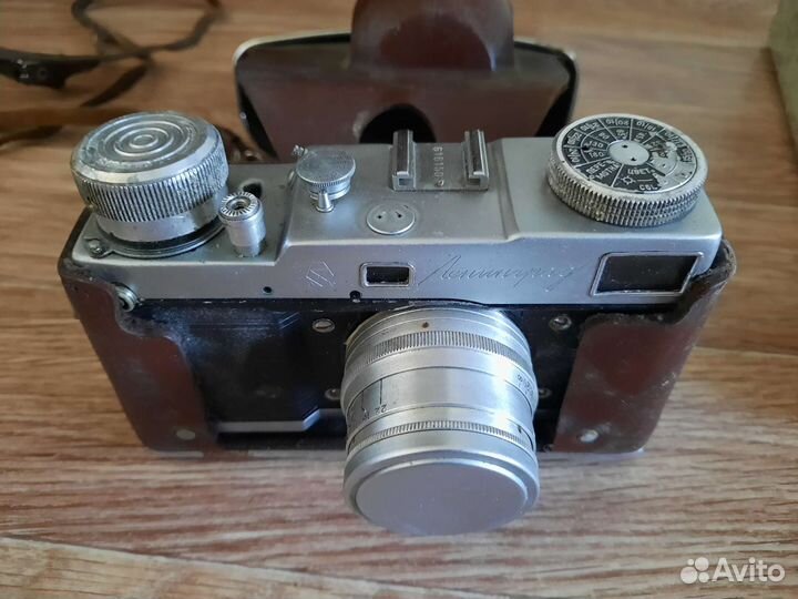 Плёночный фотоаппарат Зенит Б