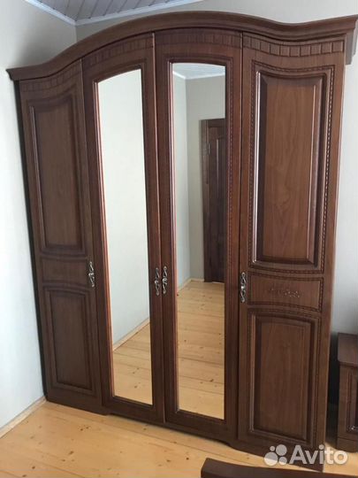 Спальный гарнитур Венера