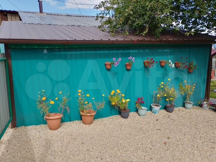 Дом 64 м² на участке 12 сот.