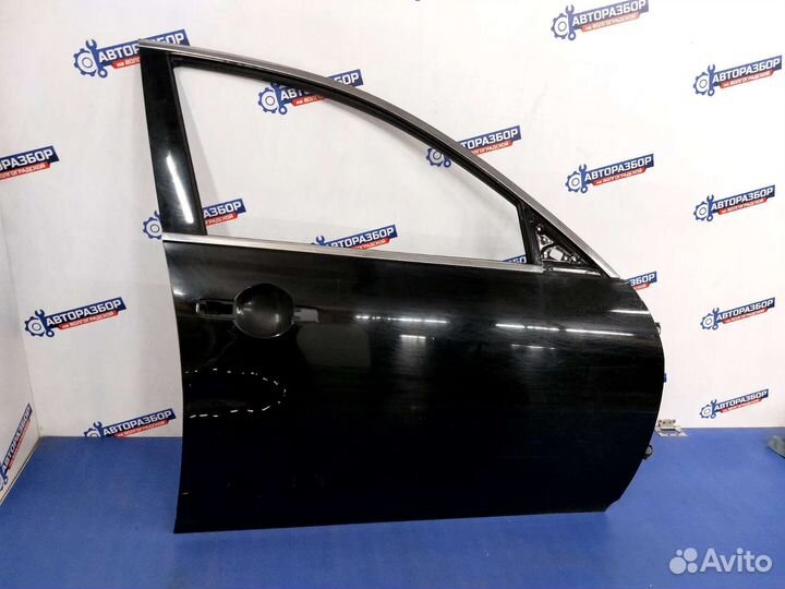 Дверь передняя правая Infiniti G25 G35 V36