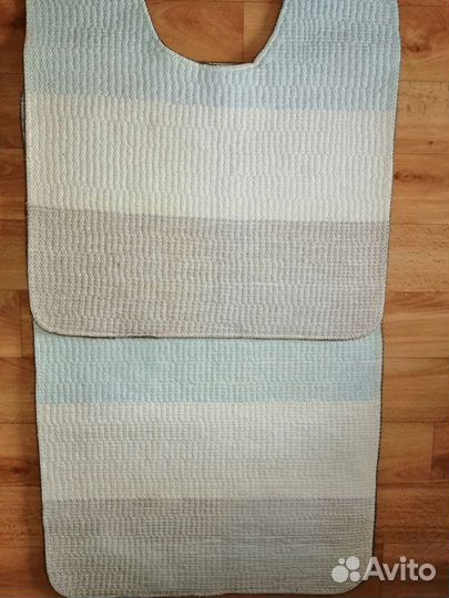 Коврик для ванной и туалета