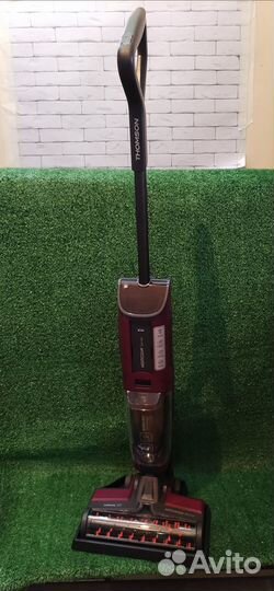 Вертикальный моющий пылесос Thomson VH20BW02