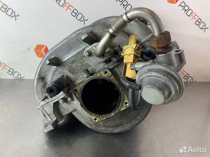 Коллектор впускной Mercedes E-Class W211 M112 2.6I