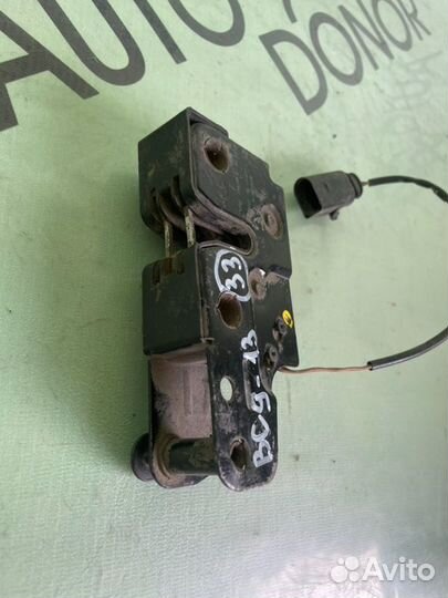 Замок капота Audi Q7 4L 3.0L BUG 2008