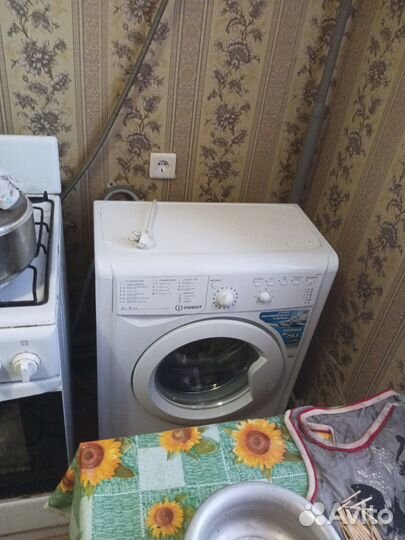 Стиральная машина indesit на запчасти