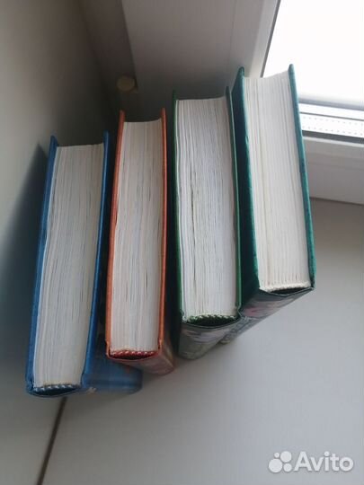 Книги серии «Нина», автора Муни Витчер (4 части)