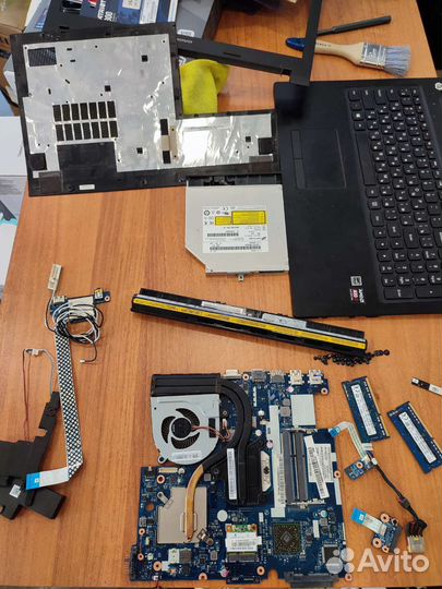 Ноутбук Lenovo G505s разбор