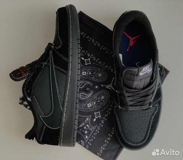 Nike air jordan 1 travis scott black phantom
