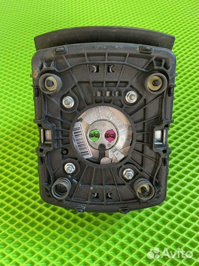 Рейндж ровер спорт 1 подушка в руль не подписана