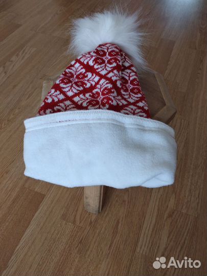 Комплект новый, шапка и шарф женский