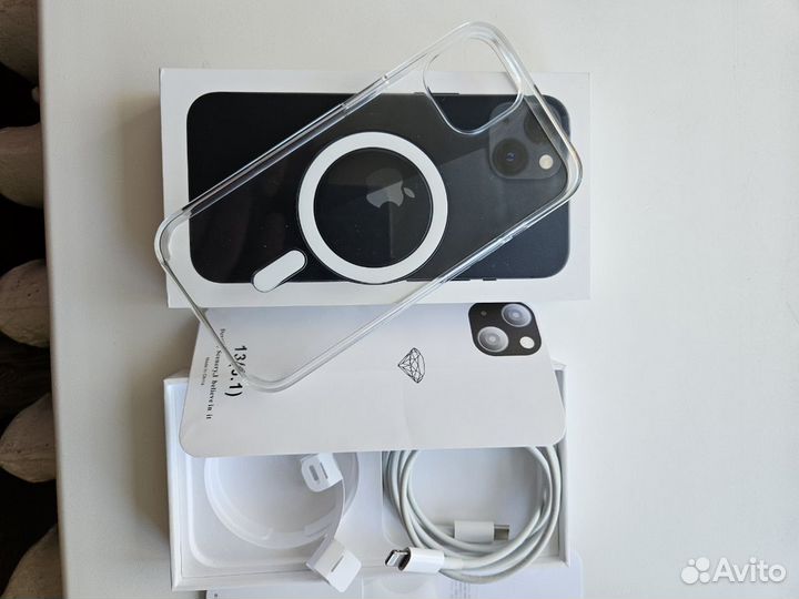 Телефон iPhone 13 идеал