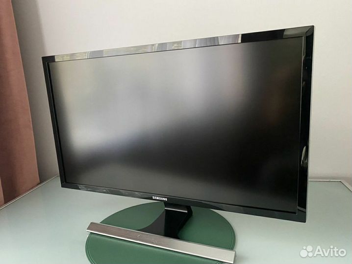 Samsung 28
