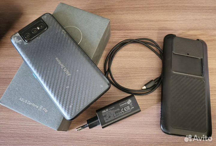 ASUS Zenfone 8 Flip, 8/128 ГБ