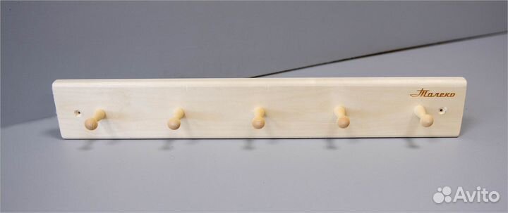 Вешалка деревянная настенная