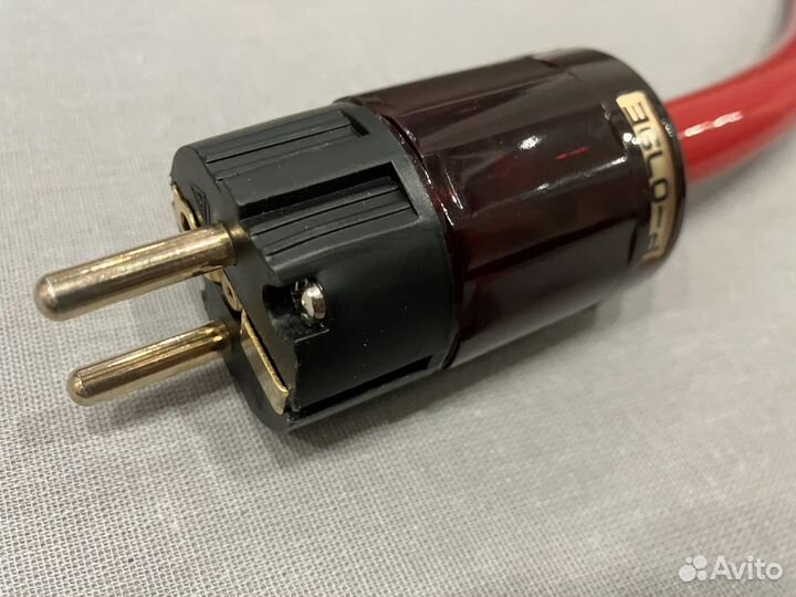 Силовой кабель DH Labs Red Ware