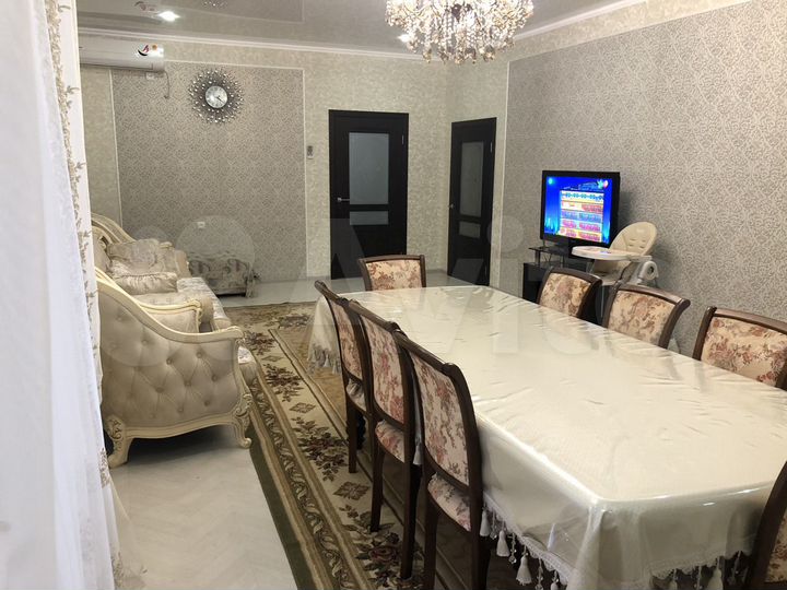 Дом 400 м² на участке 10 сот.