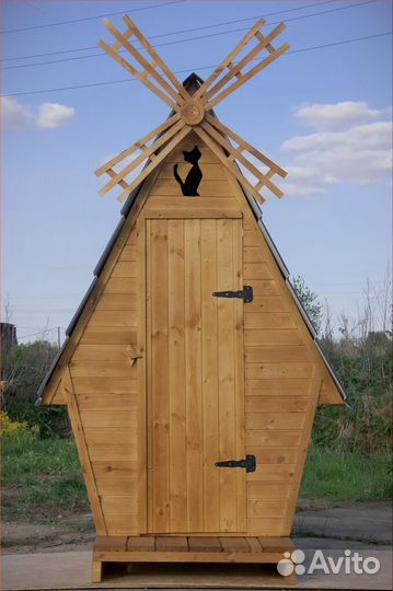 Дачный туалет деревянный