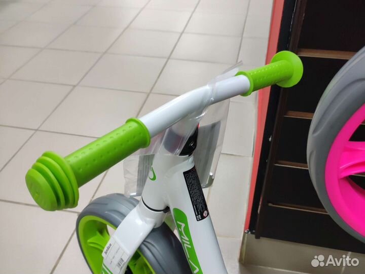 Беговел TT Milano 1.0 салатовый