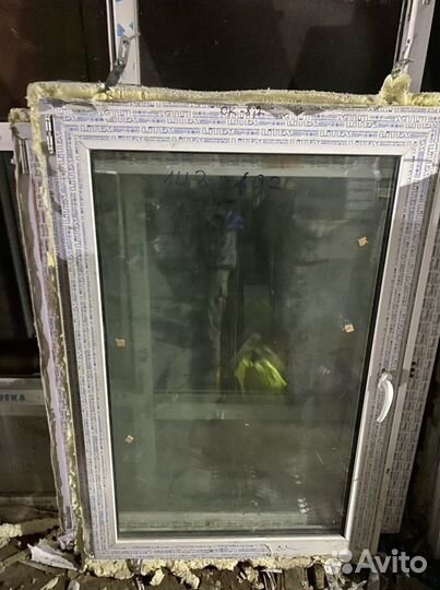 Пластиковые окна143(в) х97(ш)