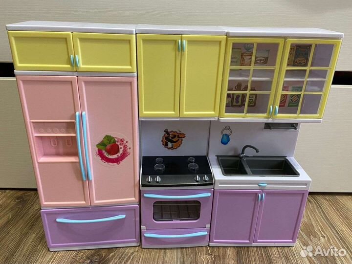 Пластиковая кухня для барби