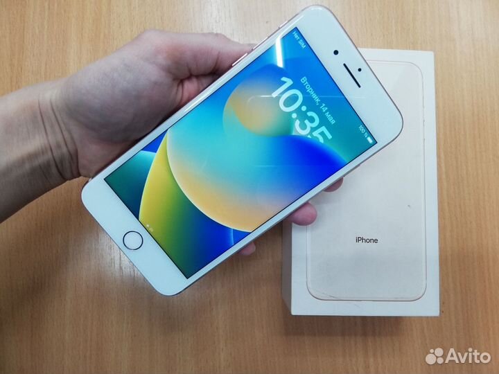 iPhone 8 Plus, 64 ГБ