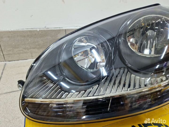 Передняя левая фара Volkswagen Golf 5 (Новая)