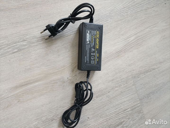 Адаптер блок питания 12В 5А, adapter AC/DC 12V 60W