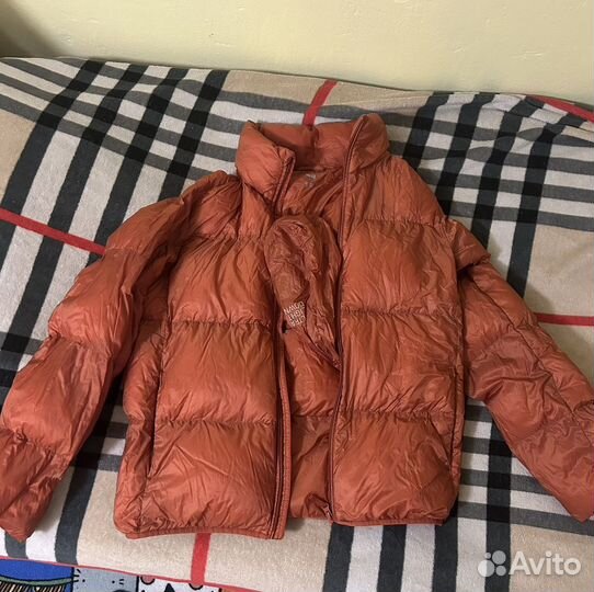 Uniqlo пуховик