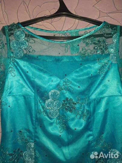 Вечернее платье