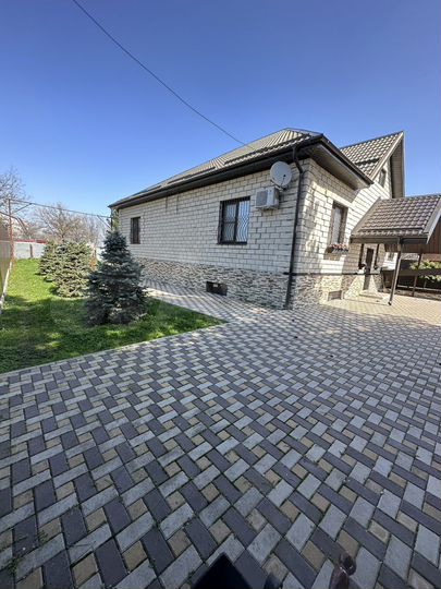 Дом 330 м² на участке 7 сот.