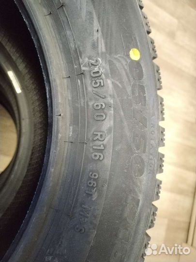 Pirelli Formula Ice 205/60 R16