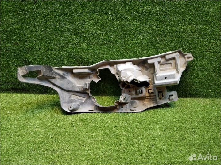 Кронштейн переднего бампера BMW X4