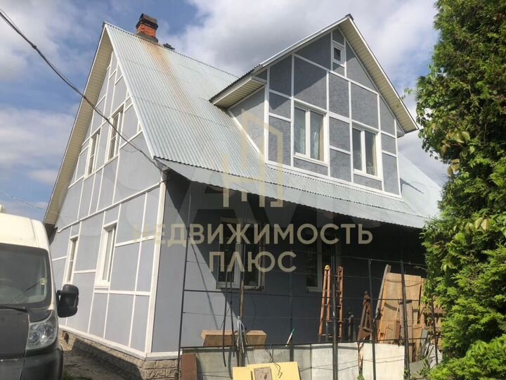 Дом 158,8 м² на участке 15 сот.