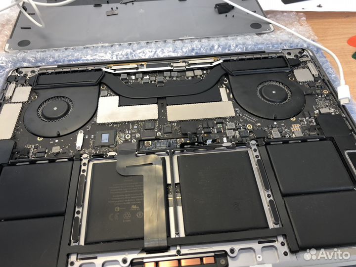 Замена аккумулятора MacBook Air, Pro, Retina