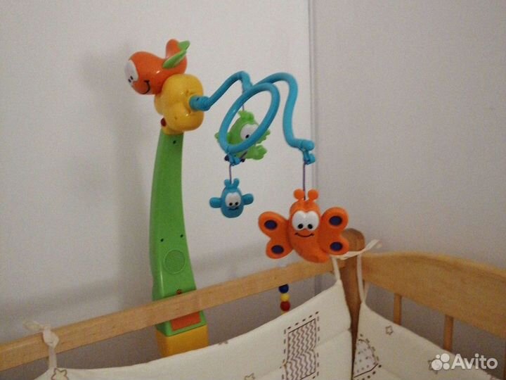 Игрушка каруселька в детскую кроватку, мобиль