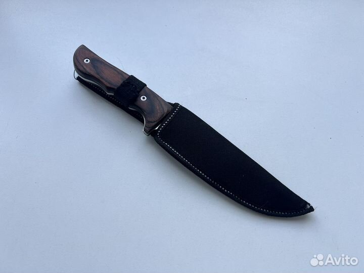 Нож туристический