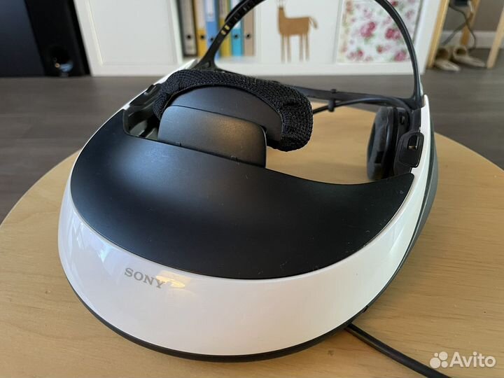 Персональный кинотеатр шлем VR Sony HMZ-T1