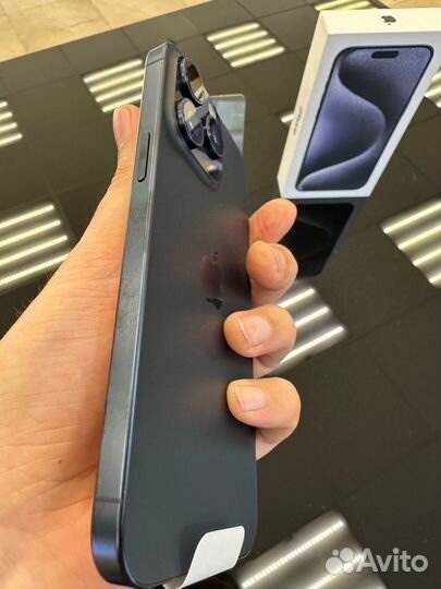 Смартфон Apple iPhone 15 pro max 512Gb Blue Titan