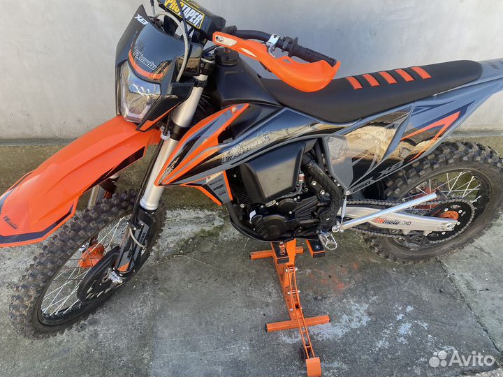 Пластик для мотоцикла