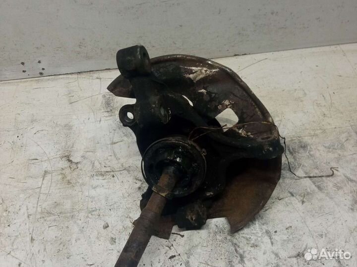 Кулак поворотный правый Mazda CX5