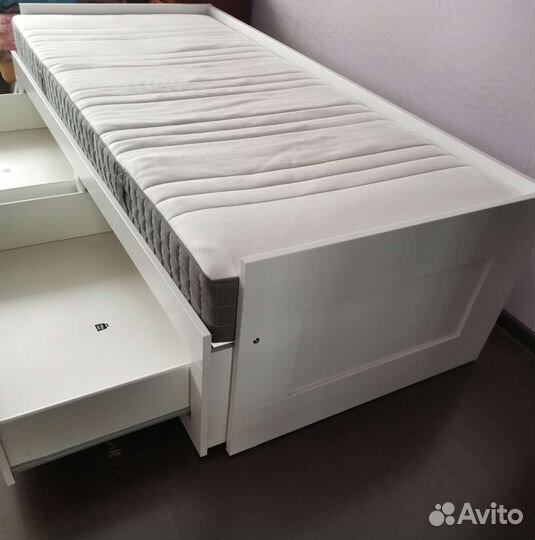 Раздвижная кровать IKEA