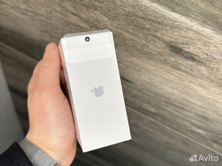 Airpods Pro With Magsafe Charging Case (новые)