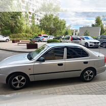 Hyundai Accent 1.5 MT, 2011, 208 000 км, с пробегом, цена 650 000 руб.