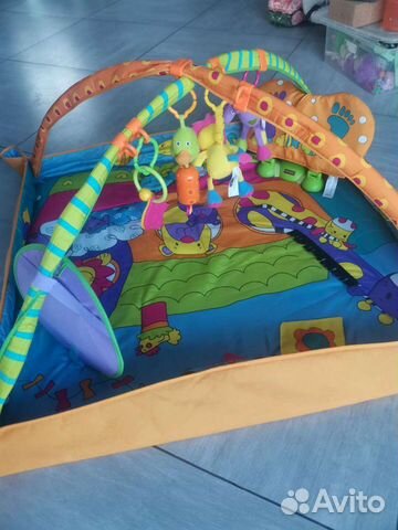 Развивающий коврик tiny love