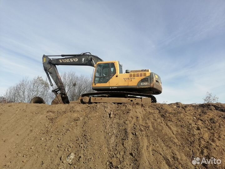 Гусеничный экскаватор Volvo EC240B LC, 2008