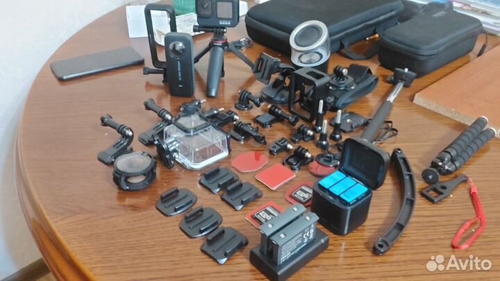 Insta 360 one x2 GO pro hero 9